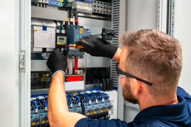 Best Emergency Electrical Repair  in Darlington, WI